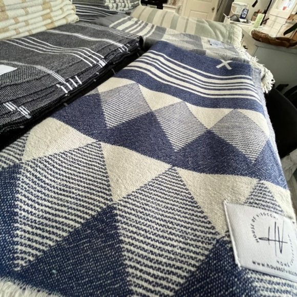 The Bestie Beach Towel - Picture 5 of 5